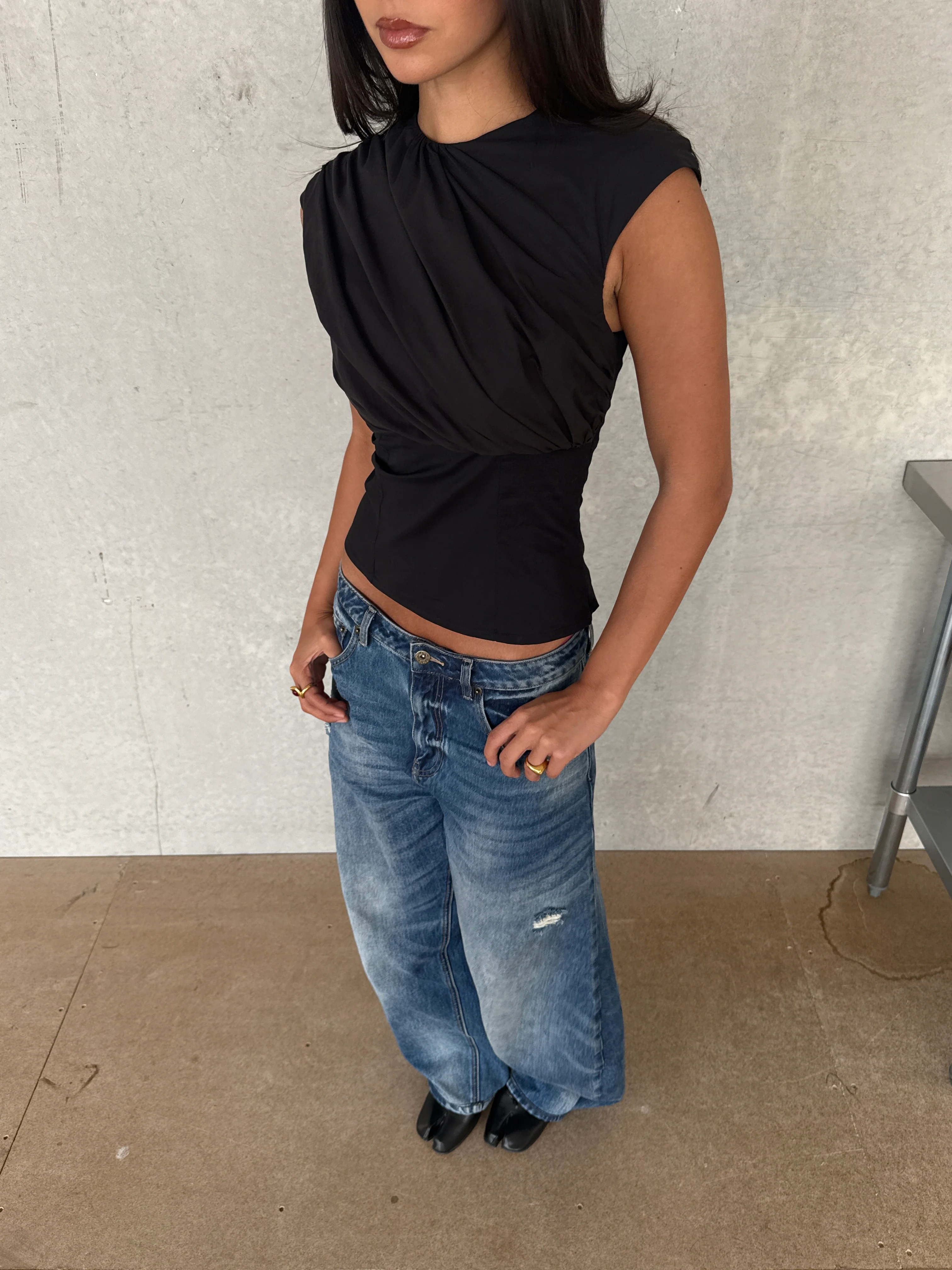 Twist Top | Black - Image 2